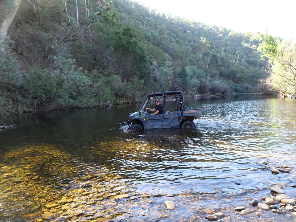 6_person_buggy_in_river_bed