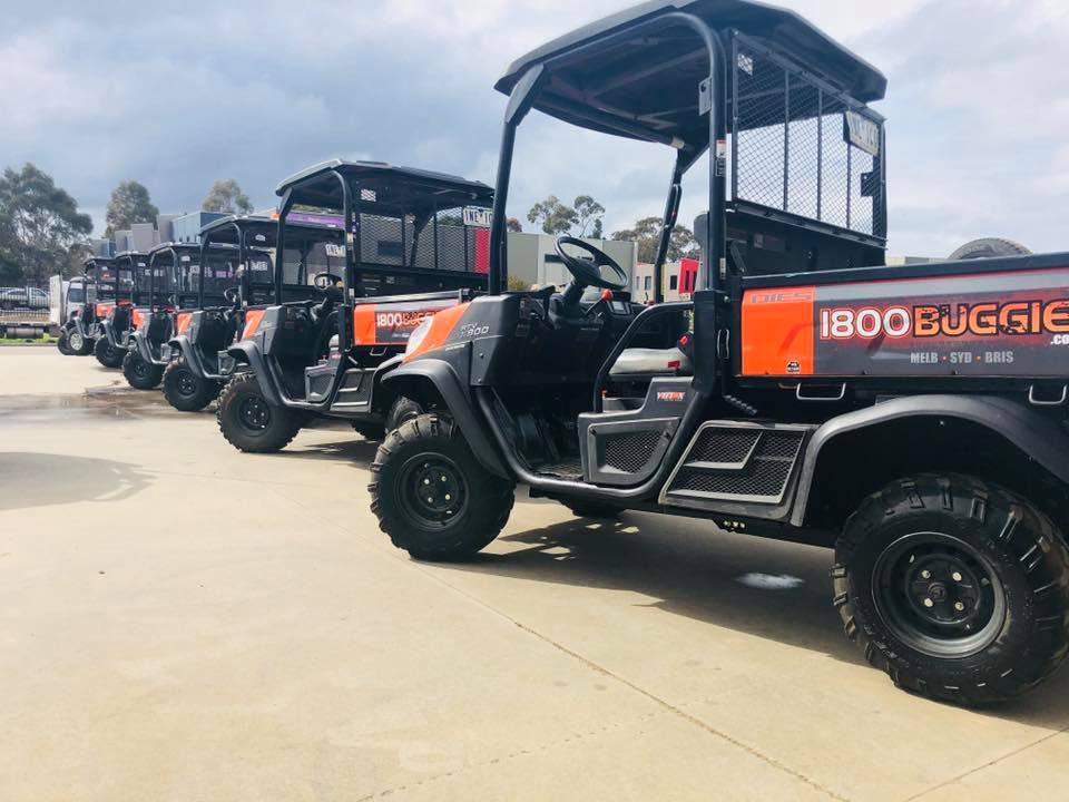 Kubota_RTV900_lined_up