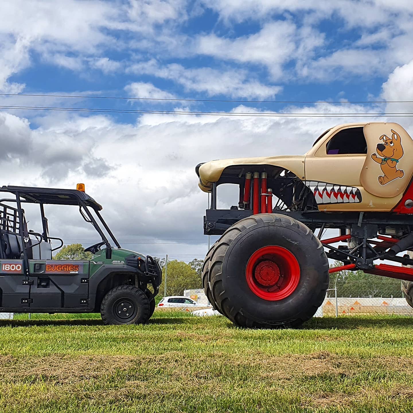 Moster_truck_and_buggy